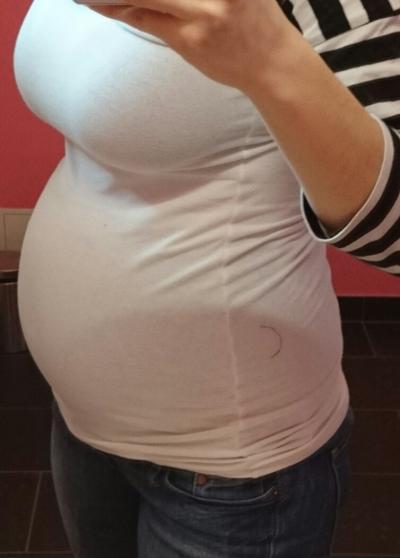 Bild zu Bauchbild - Runde - Forum für Juli - Mamis
