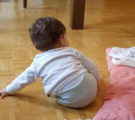Bild zu Er sitzt, also so fast... - Forum für Juli - Mamis