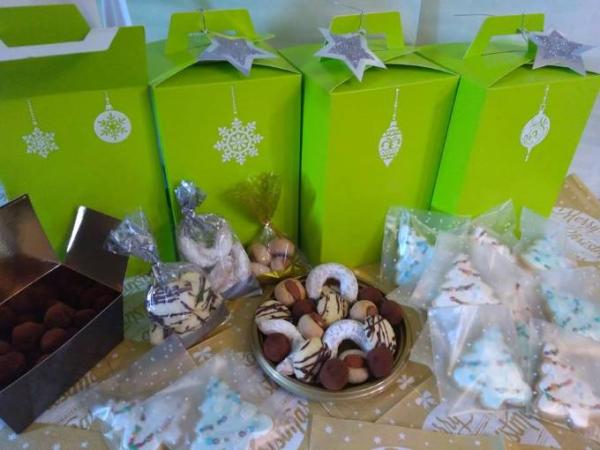 Bild zu In der Weihnachtsbäckerei... - Forum für Juli - Mamis