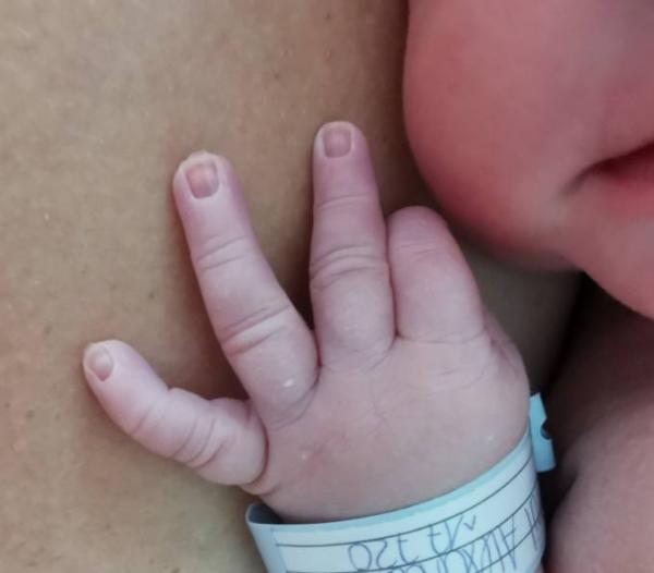 Bild zu Wir kuscheln ❤️ - Forum für Juli - Mamis