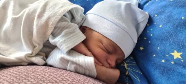 Bild zu Fred ist seit Freitag Abend da (gemischter Bericht mit Kaiserschnitt) - Forum für Juli - Mamis