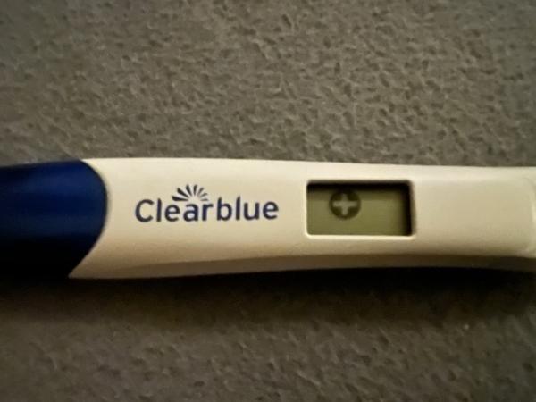 Bild zu Heute früh nochmal mit Clearblue getestet ❤️ - Forum für Juli - Mamis