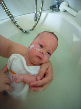 Bild zu Eliah ist 3 Monate alt...Fotos - Forum für August - Mamis