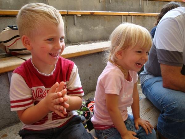 Bild zu ich auch noch.... :) - Forum für August - Mamis