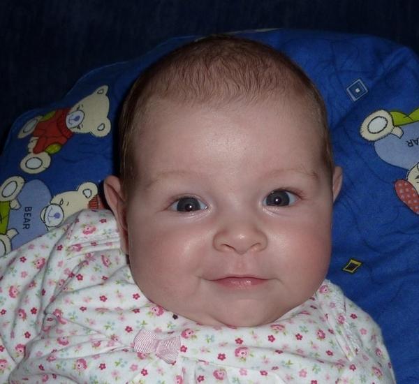 Bild zu Unsere Lilly auch mal mit Foto - Forum für August - Mamis