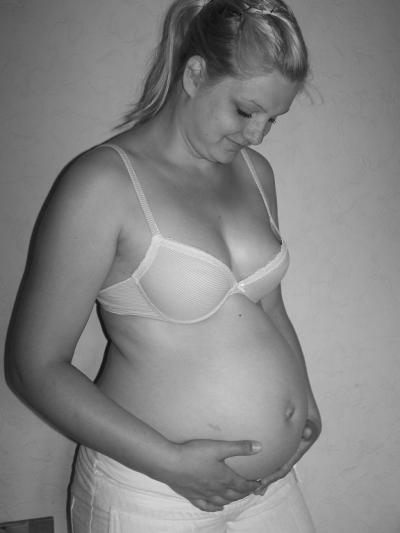 Bild zu Bauchbilder - Forum für August - Mamis