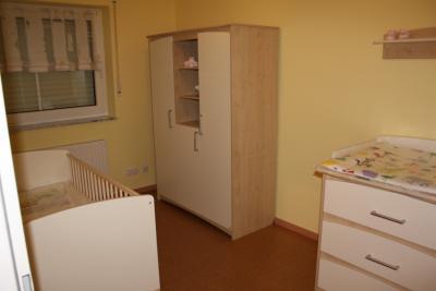 Bild zu Wollte euch mal unser Kinderzimmer zeigen! - Forum für August - Mamis