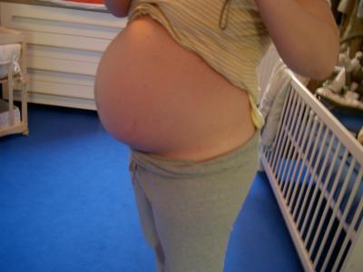 Bild zu Mal wieder ein Bauchbild....vllt das letzte?? - Forum für August - Mamis