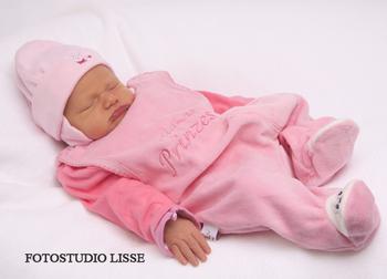 Bild zu Unsere Kleine süße Maus ist da!!!! - Forum für August - Mamis
