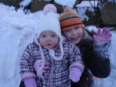 Bild zu Meine Schnee-Mädels... - Forum für August - Mamis