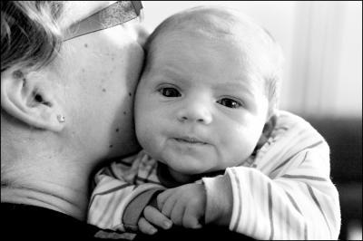 Bild zu willkommen zurück!!!!!!!!!!! geburtsbericht + foto - Forum für August - Mamis