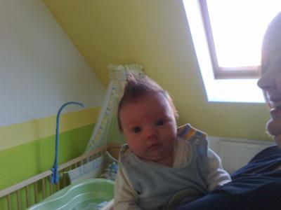 Bild zu Hier mal meine kleine Rockerin - Forum für August - Mamis