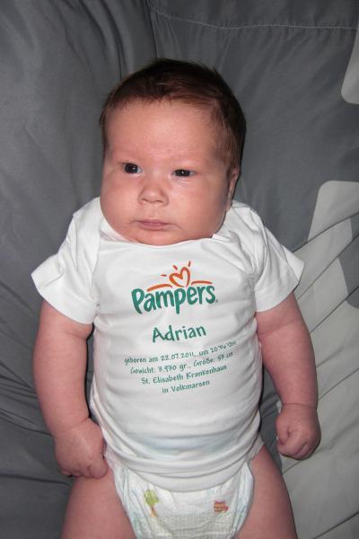 Bild zu Unsere Pampers-Shirt ist da! - Forum für August - Mamis