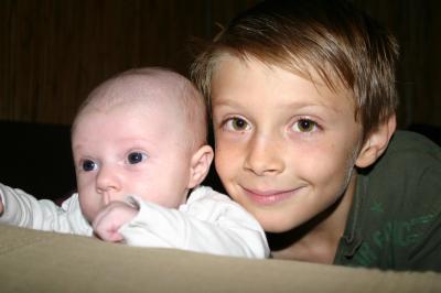 Bild zu Unsere Babys verändern sich so schnell,--- neue Fotorunde gefällig ?:-) - Forum für August - Mamis