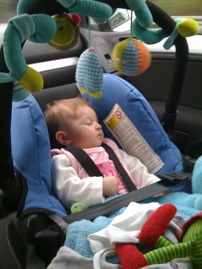 Bild zu ratet mal was lauras lieblingsbeschäftigung ist????(mit bild) - Forum für August - Mamis