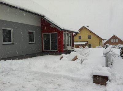 Bild zu Schneeeeeeeeeeee - Forum für August - Mamis