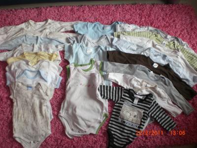 Bild zu GANZ VIELE BABYSACHEN + FOTOS... - Forum für August - Mamis