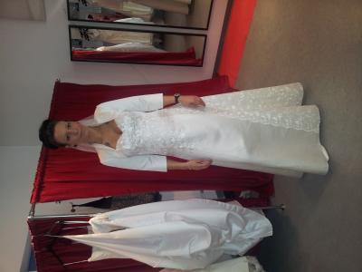 Bild zu mein brautkleid.... :-) - Forum für August - Mamis