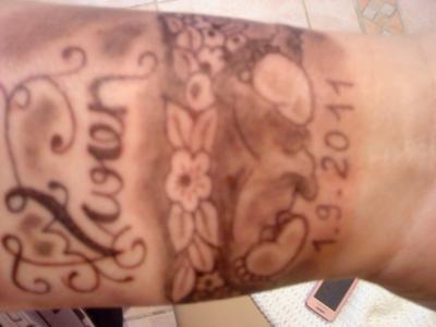 Bild zu Hier ist das Bild vom Tattoo - Forum für August - Mamis