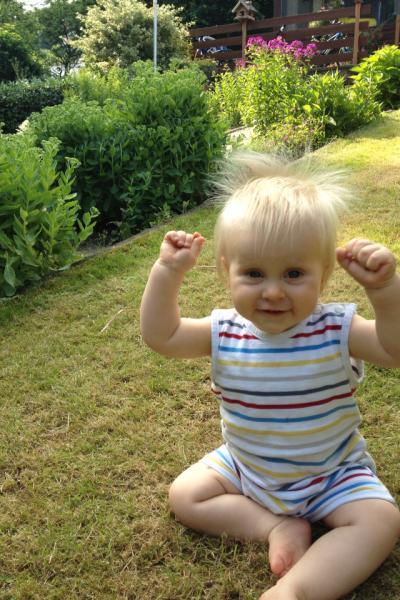 Bild zu Liam heute im Garten :) Bilder - Forum für August - Mamis