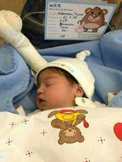 Bild zu unser Sonnenschein :)) - Forum für August - Mamis