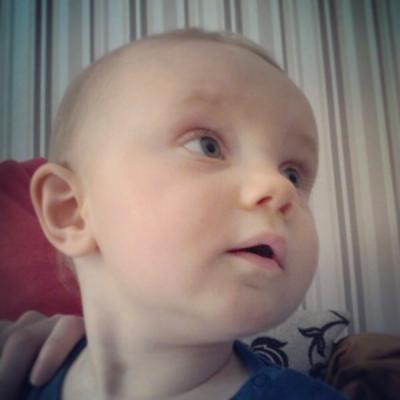 Bild zu 11 Monate-Bilder-runde :-) - Forum für August - Mamis