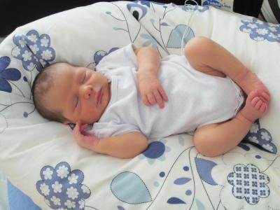 Bild zu Hier mal ein Bild von unserem Schatz - Forum für August - Mamis