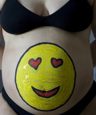 Bild zu letzte Woche FA, Senkwehen, unwohlsein, Babybauchshooting - Forum für August - Mamis