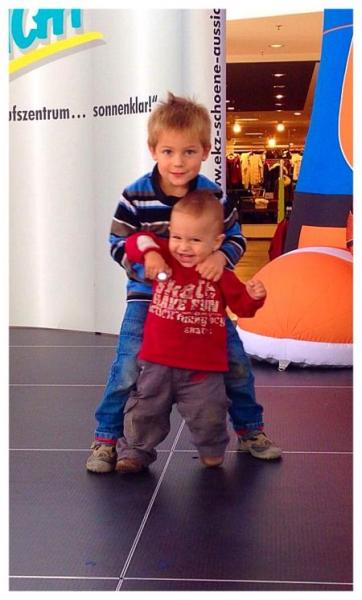 Bild zu