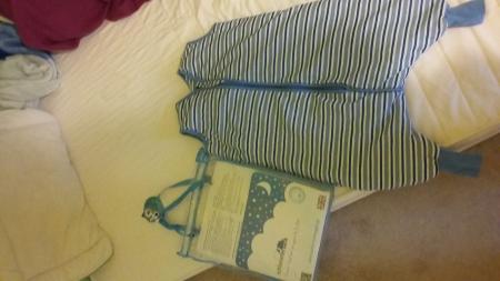 Bild zu Jemand Interesse an einen Schlafsack mit Beinen? - Forum für August - Mamis