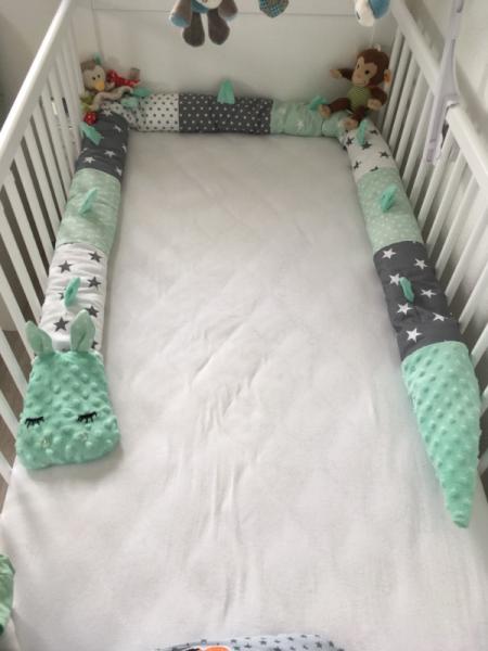 Bild zu Bettschlange fertig genäht - Forum für August - Mamis
