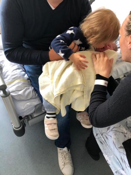 Bild zu Jetzt ist sie auch schon große Schwester! 💕 - Forum für August - Mamis
