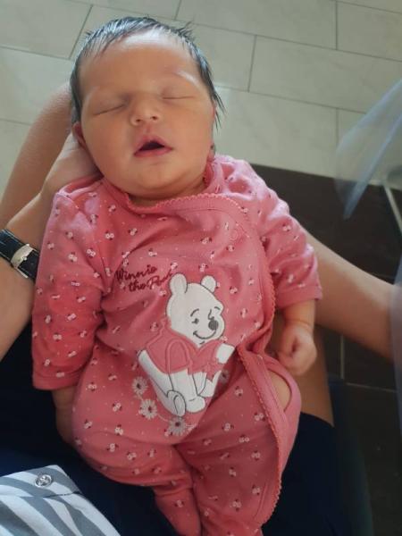 Bild zu Unsere kleine Lina ist am 16.08. Geboren - Forum für August - Mamis