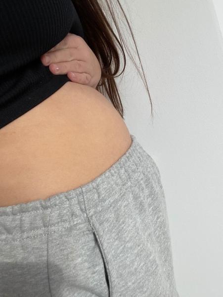 Bild zu Babybauch unförmig? - Forum für August - Mamis
