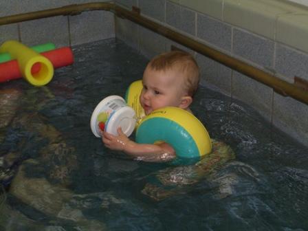 Bild zu Babyschwimmen - Forum für September - Mamis