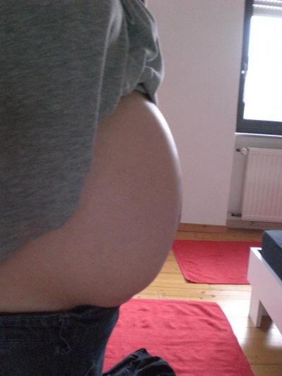 Bild zu Zeigt her eure Bäuche und Gewichtsumfrage.... +5 Kilo - Forum für September - Mamis