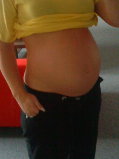 Bild zu 101cm Bauchumfang, 11 kilo mehr und aktuelles Bauchfoto bei 26+6 - Forum für September - Mamis