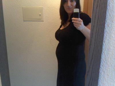 Bild zu Mein Bauch für die Wohnungsbesichtigung - Forum für September - Mamis
