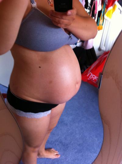 Bild zu Babybauch =).... - Forum für September - Mamis