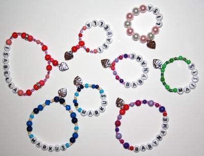 Bild zu Hat jemand interesse an Babyarmbänder? - Forum für September - Mamis