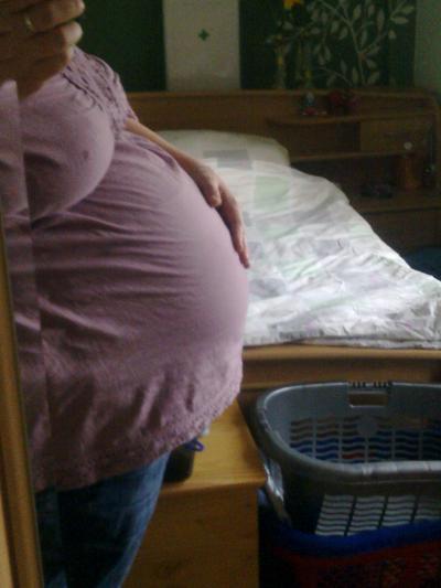 Bild zu Bauchbildrunde bzw . Has anybody seen my "Medizinball" ? - Forum für September - Mamis