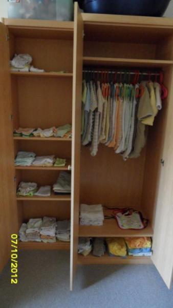 Bild zu Der Kleiderschrank... - Forum für September - Mamis