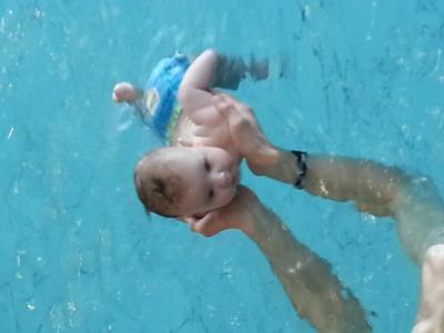 Bild zu Babyschwimmen - Forum für September - Mamis