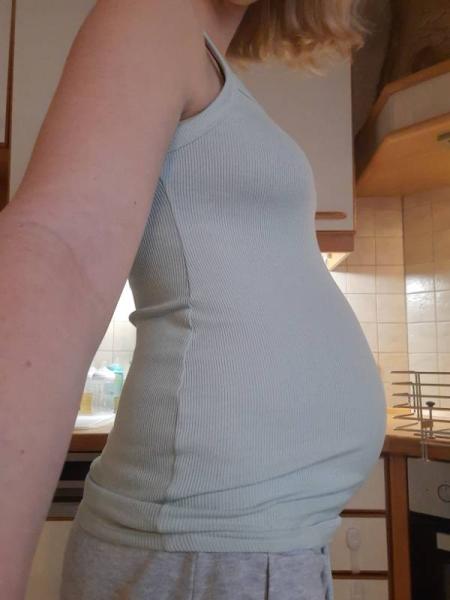 Bild zu Ich bin sooooo dick 😄😄😄😄😄 - Forum für September - Mamis