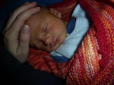 Bild zu Wollte mich mal melden und Euch unser Baby vorstellen (mit Bild) ;-) - Forum für Oktober - Mamis