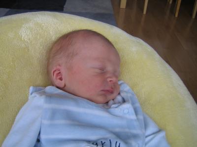 Bild zu Jonas :-) - Forum für Oktober - Mamis
