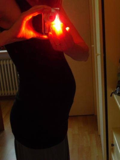 Bild zu Habs tatsächlich mal geschaft: Bauchfoto von heute - Forum für Oktober - Mamis