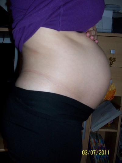 Bild zu bauchbildnachtrag^^ bild wie versprochen - Forum für Oktober - Mamis