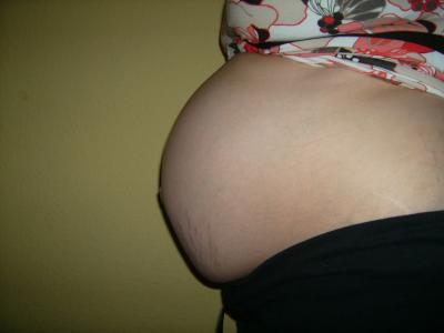 Bild zu so heute traue ich mich auch mal, meine Bauch zu präsentieren.... - Forum für Oktober - Mamis