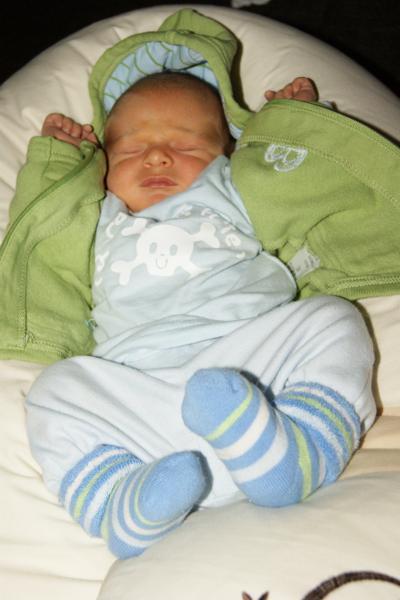 Bild zu Babybildrunde.... ;) - Forum für Oktober - Mamis